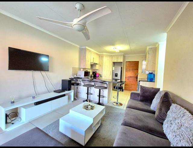 2 BEDROOM APARTMENT FOR SALE IN NGWENYA RIVER ESTATE